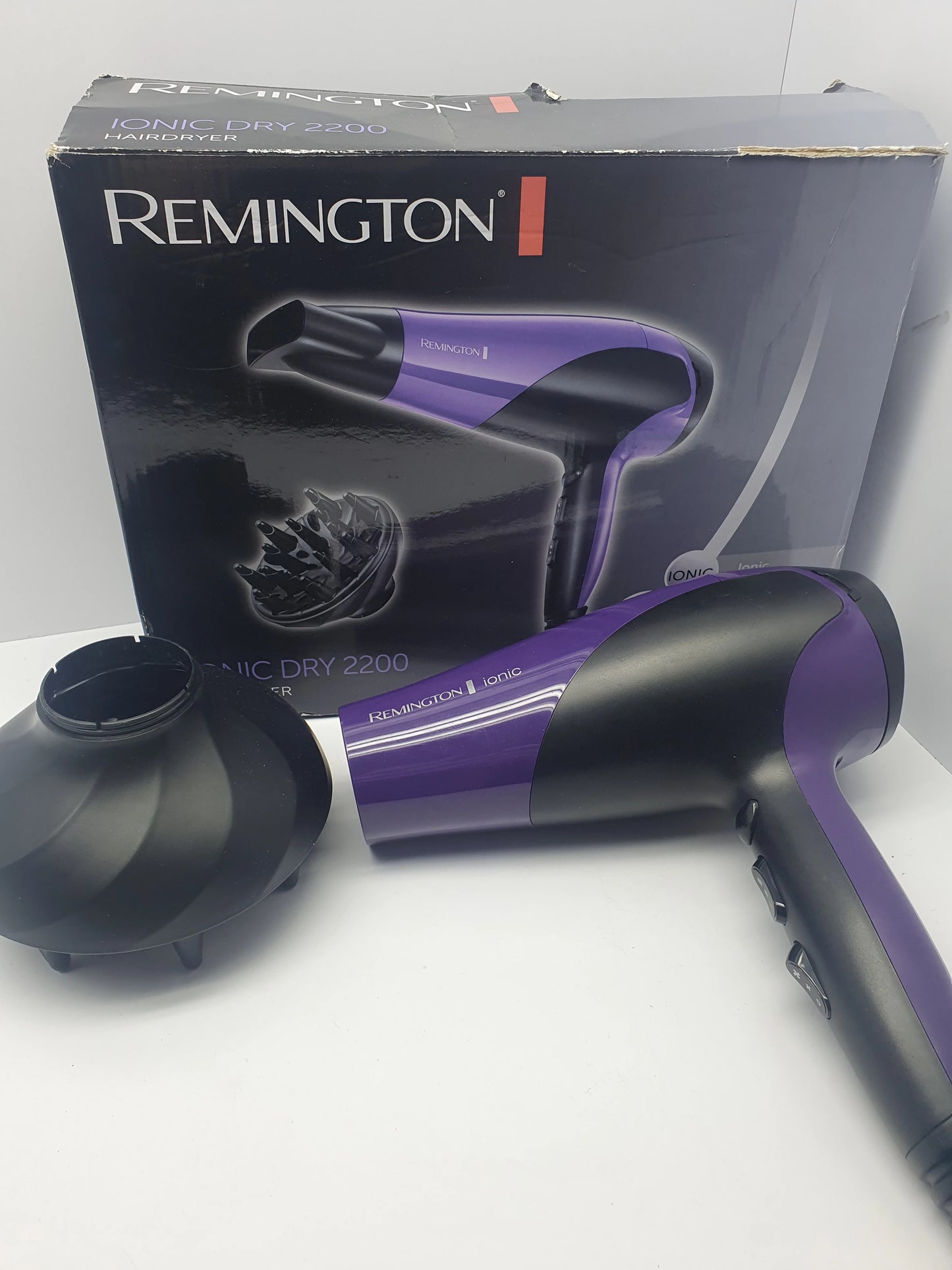 Ultimate Styling Companion: Remington 5000W Hair Dryer - Fast Dry, Keratin Care